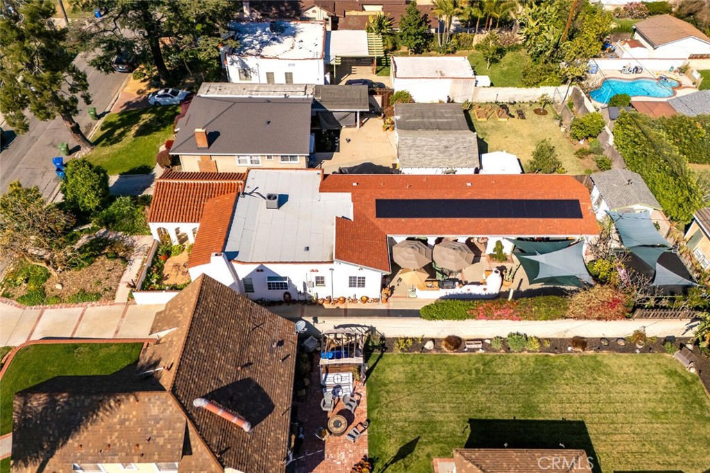 8632 California Avenue