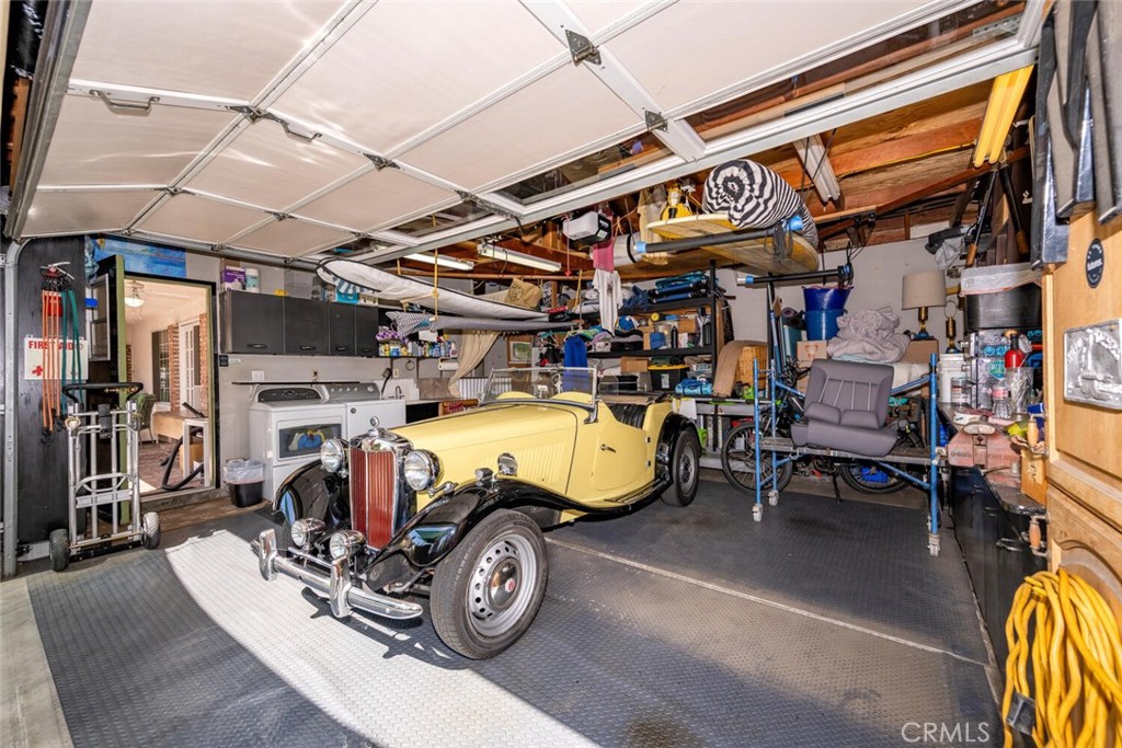 8632 California Avenue