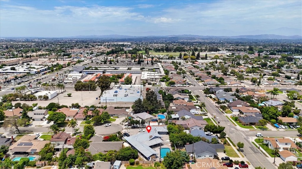 2550 W Rowland Avenue