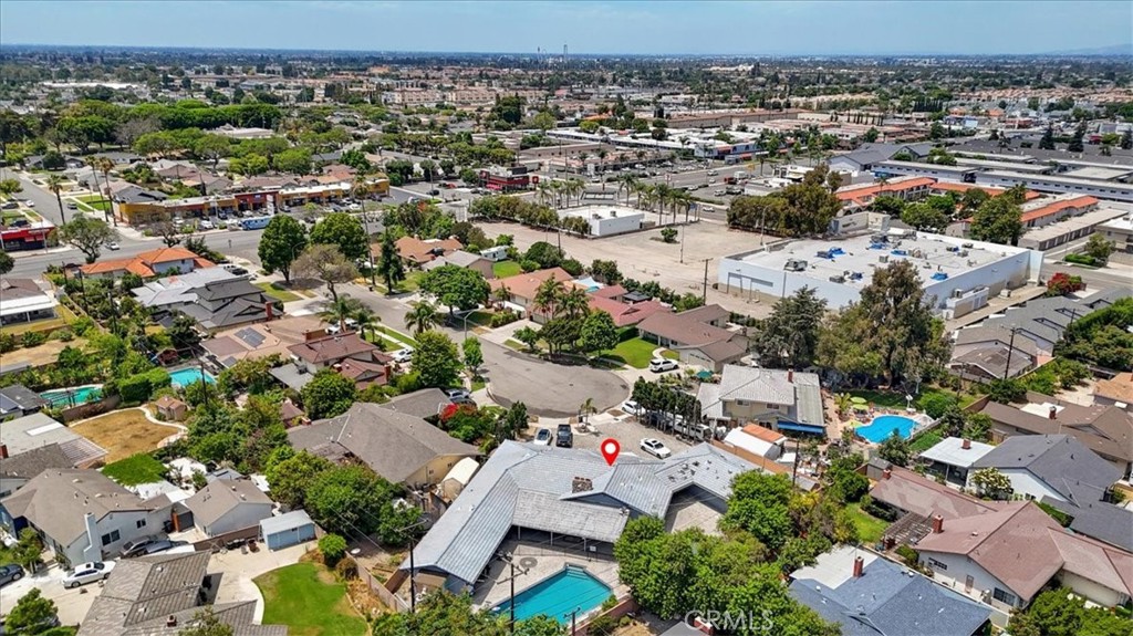 2550 W Rowland Avenue