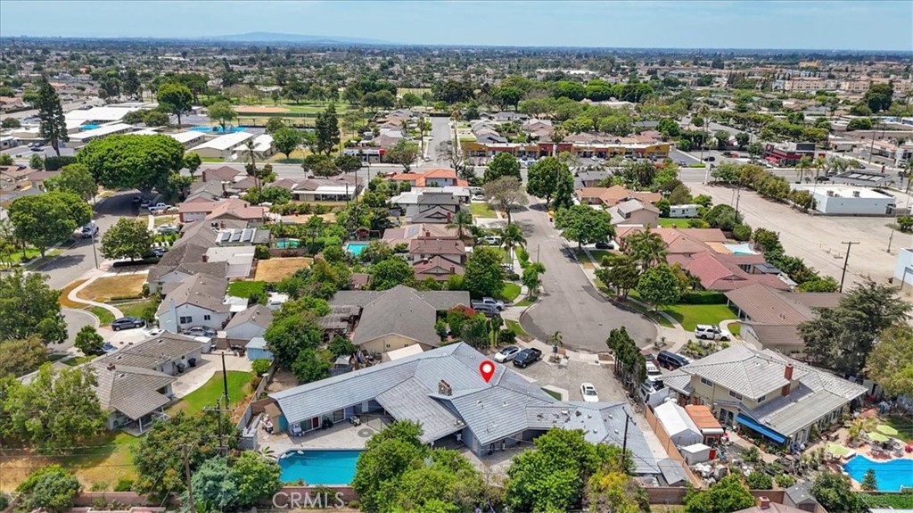 2550 W Rowland Avenue