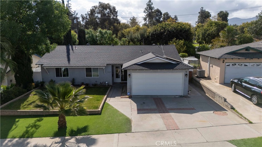 1485 Crownview Drive