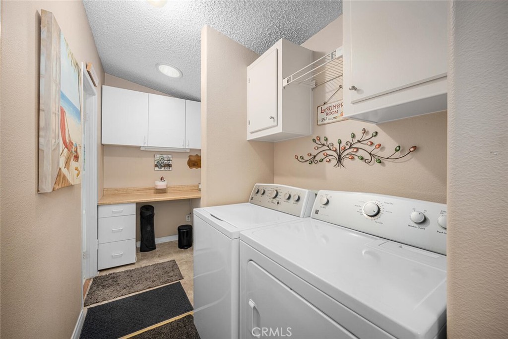 6270 SEABREEZE Drive 300