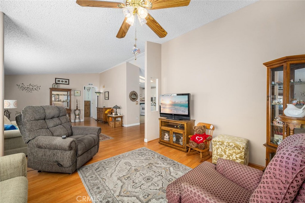 6270 SEABREEZE Drive 300