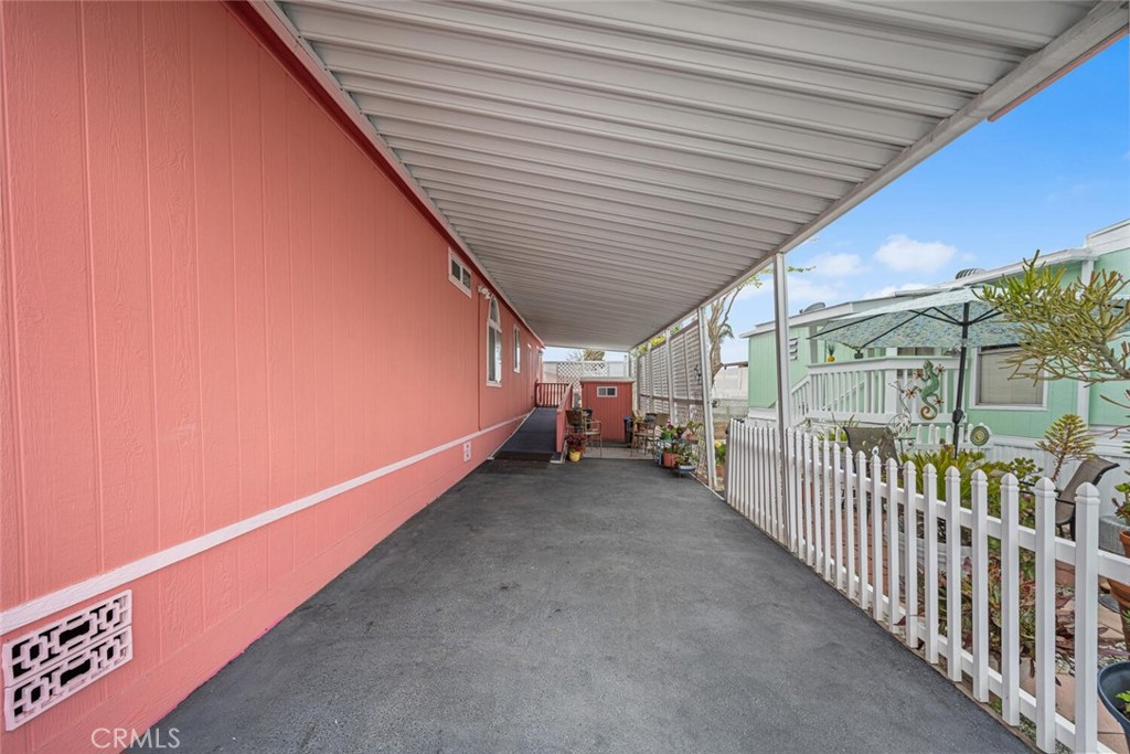 6270 SEABREEZE Drive 300