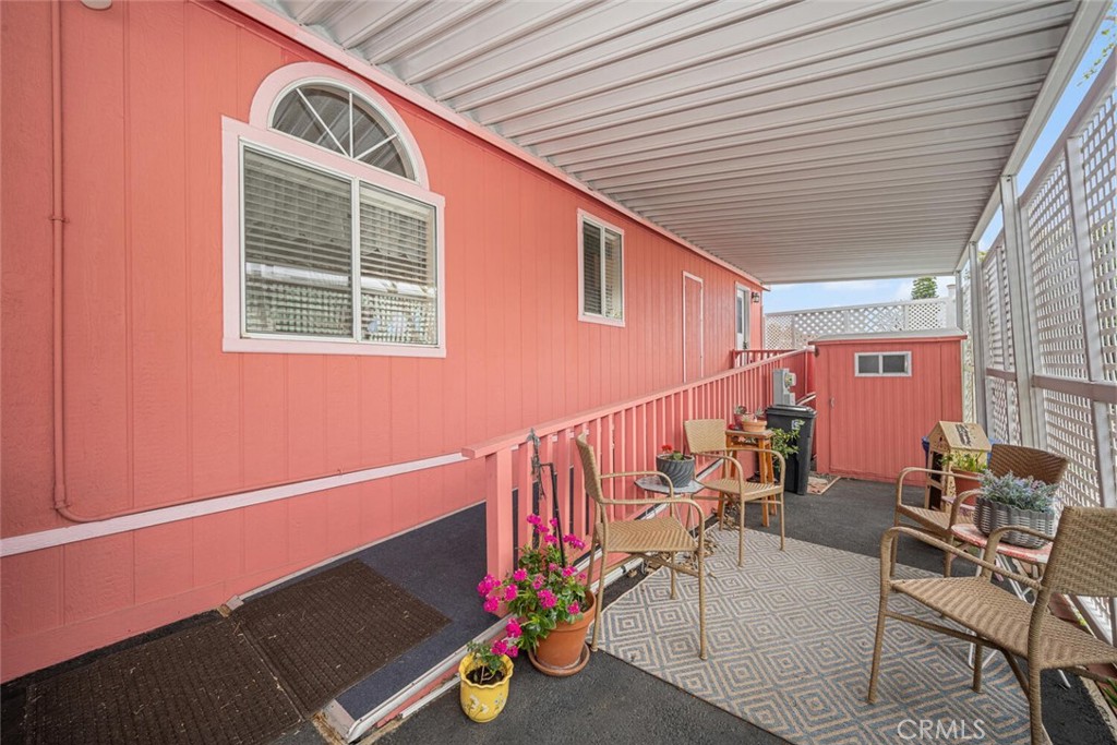 6270 SEABREEZE Drive 300