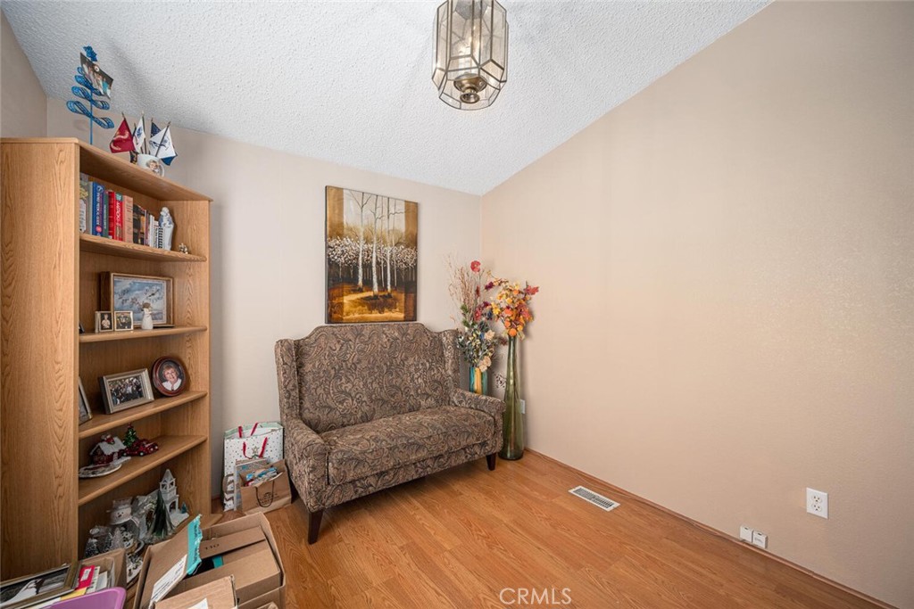 6270 SEABREEZE Drive 300