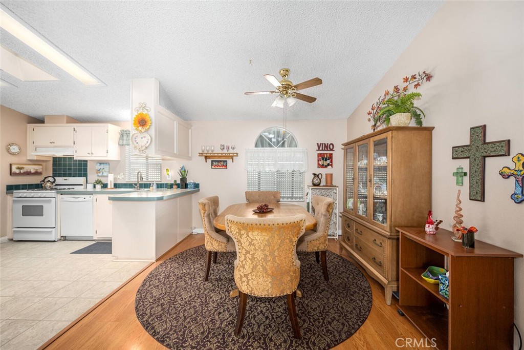 6270 SEABREEZE Drive 300
