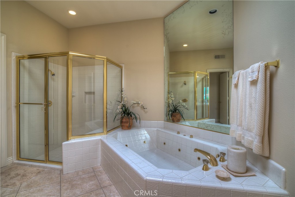 54873 Southern Hills