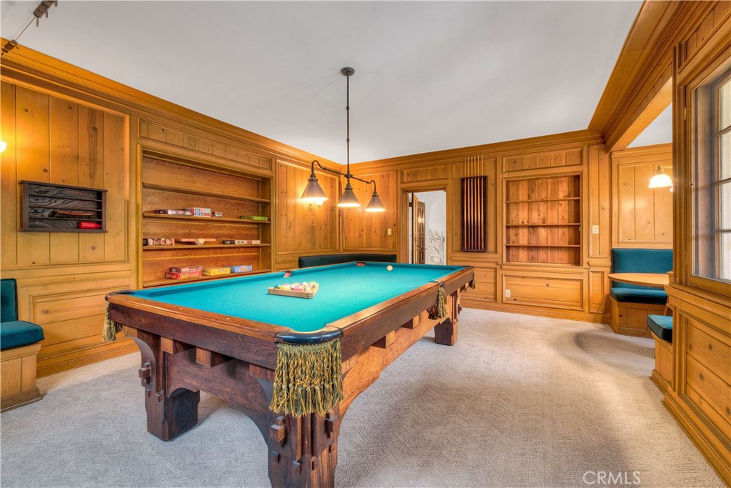 163 N Mccadden Place