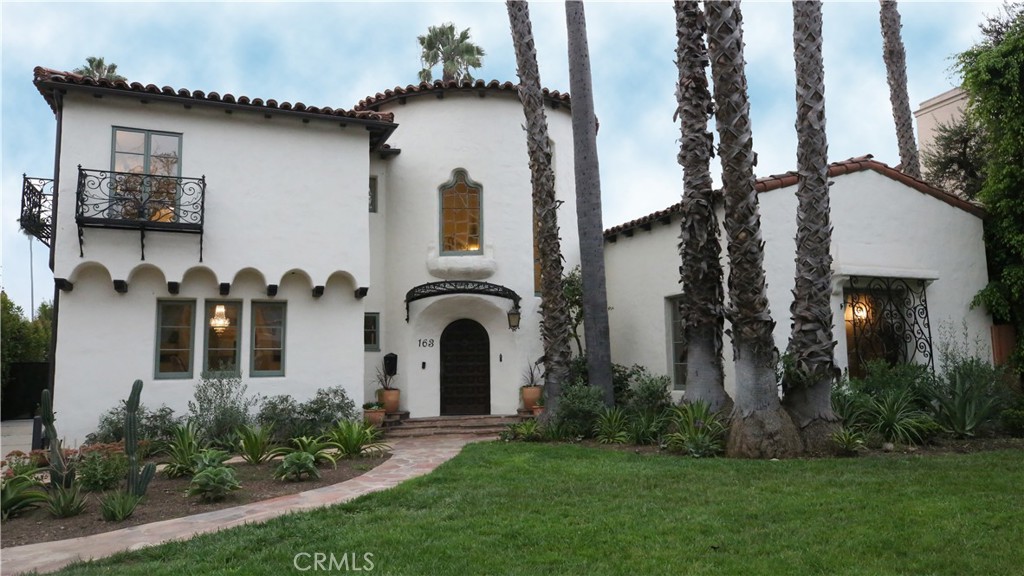 163 N Mccadden Place