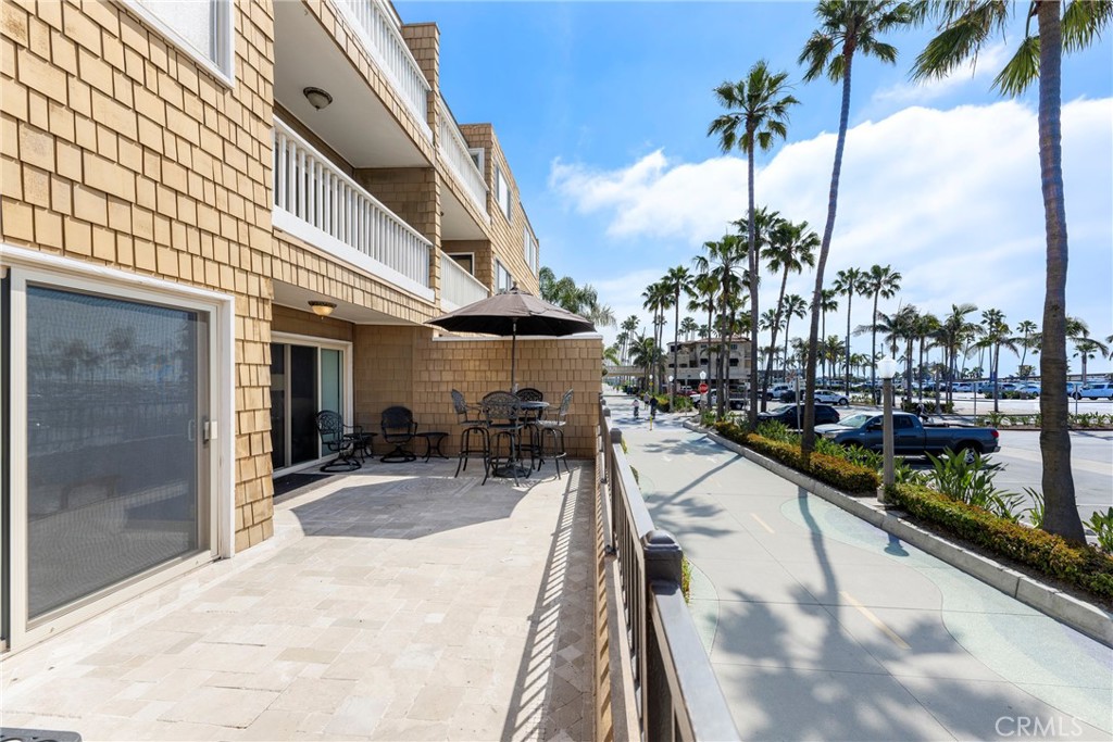 600 E Oceanfront 1D