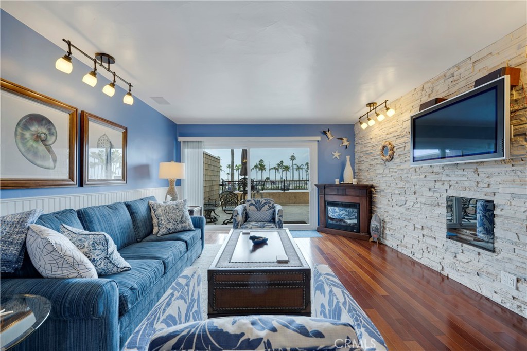 600 E Oceanfront 1D