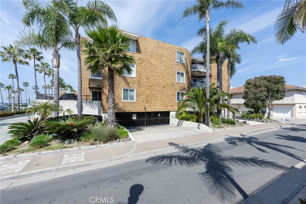 600 E Oceanfront 1D