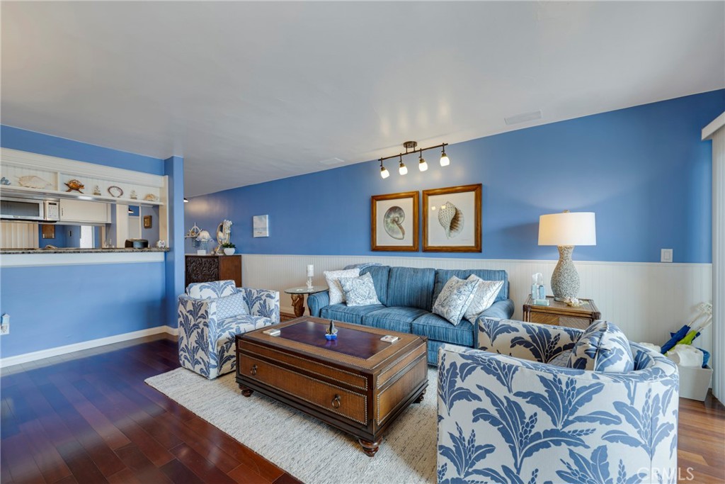 600 E Oceanfront 1D