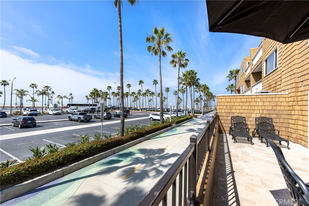 600 E Oceanfront 1D