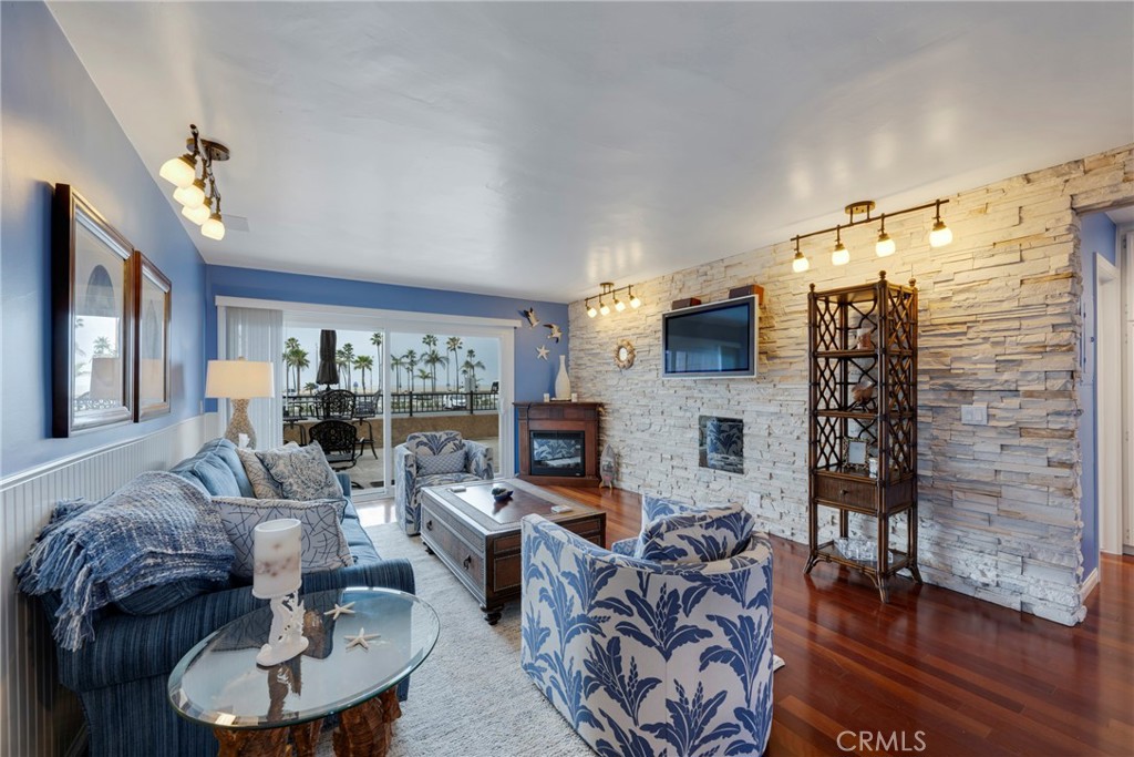 600 E Oceanfront 1D