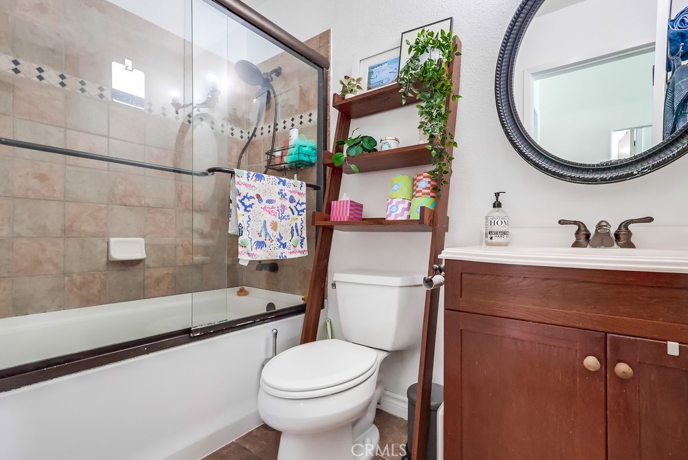 1775 Freeman Avenue 302