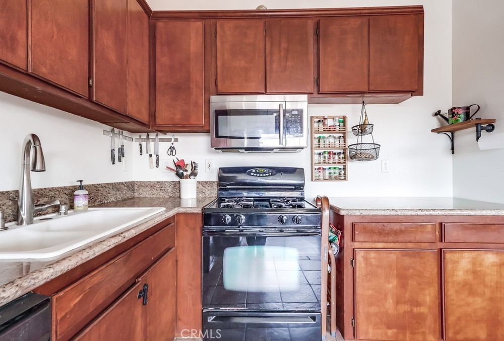 1775 Freeman Avenue 302