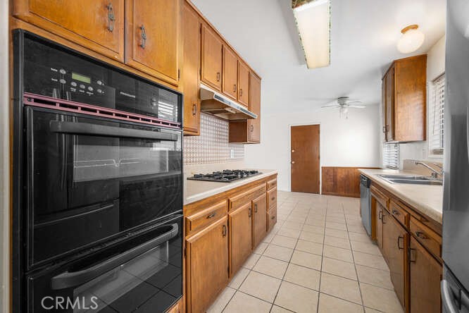 6571 Stanford Avenue