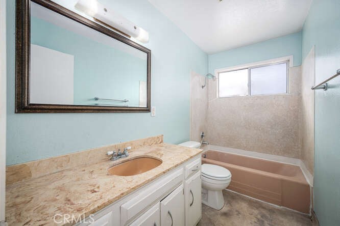 6571 Stanford Avenue