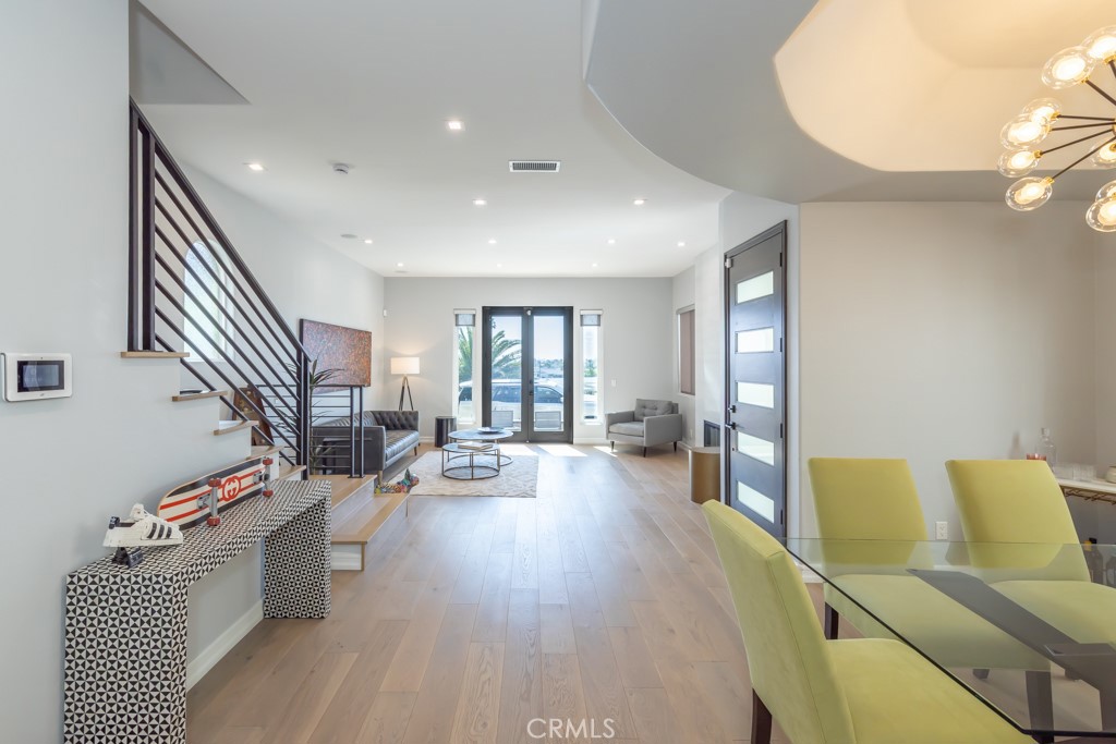 831 Frankfort Avenue