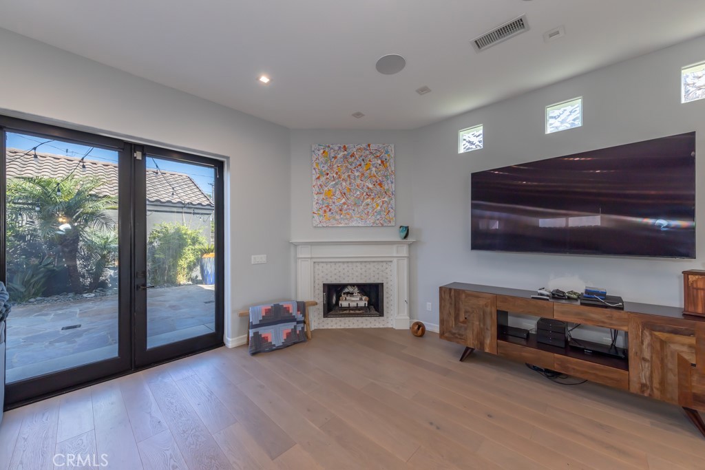 831 Frankfort Avenue