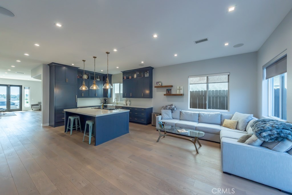 831 Frankfort Avenue