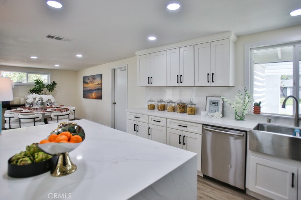 4353 E Alderdale Avenue