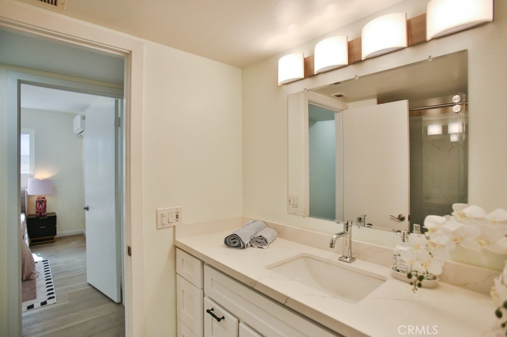 4353 E Alderdale Avenue