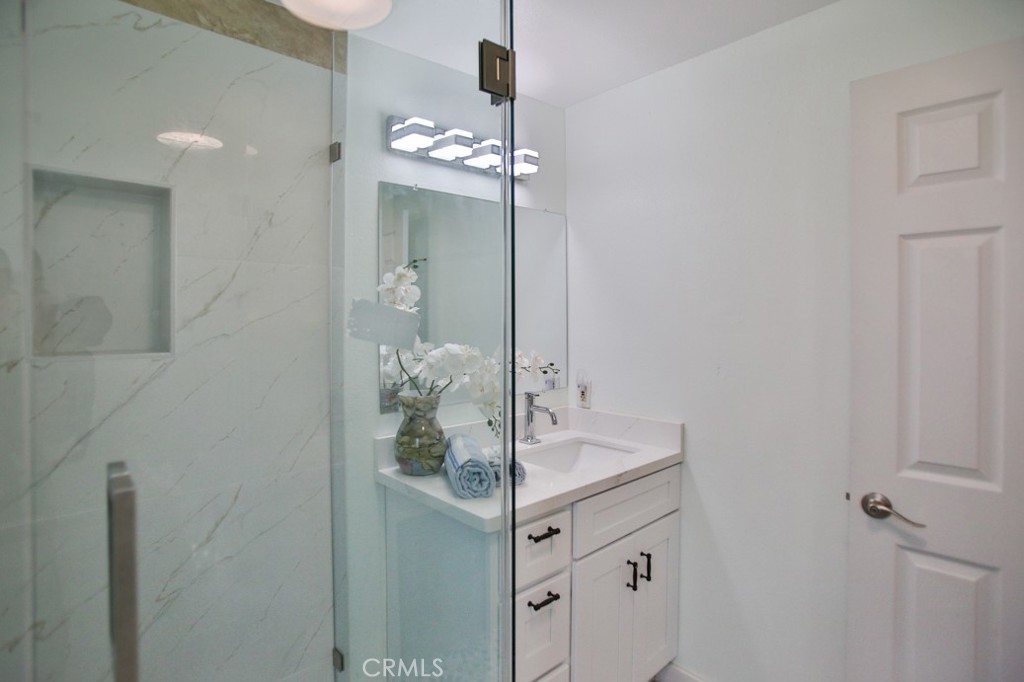 4353 E Alderdale Avenue