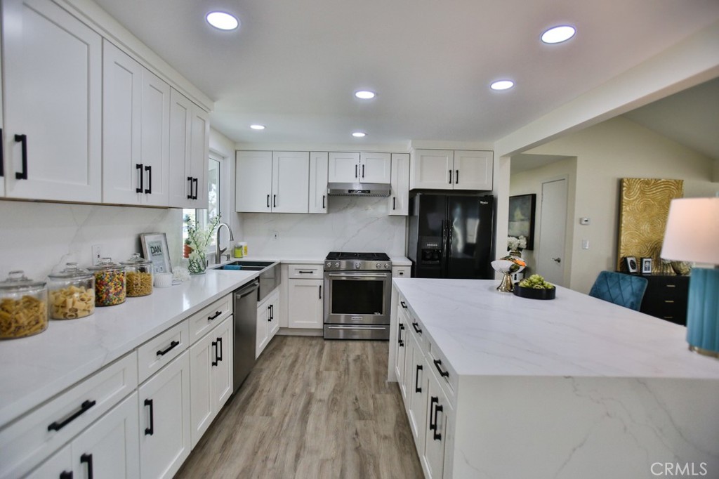 4353 E Alderdale Avenue