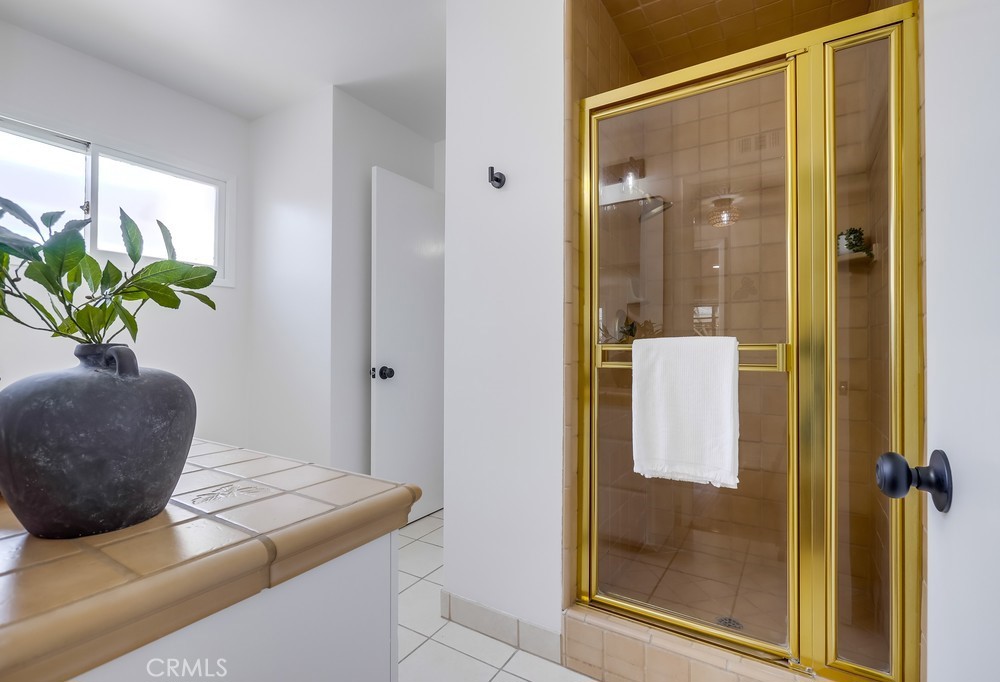 6317 E. Mariquita St