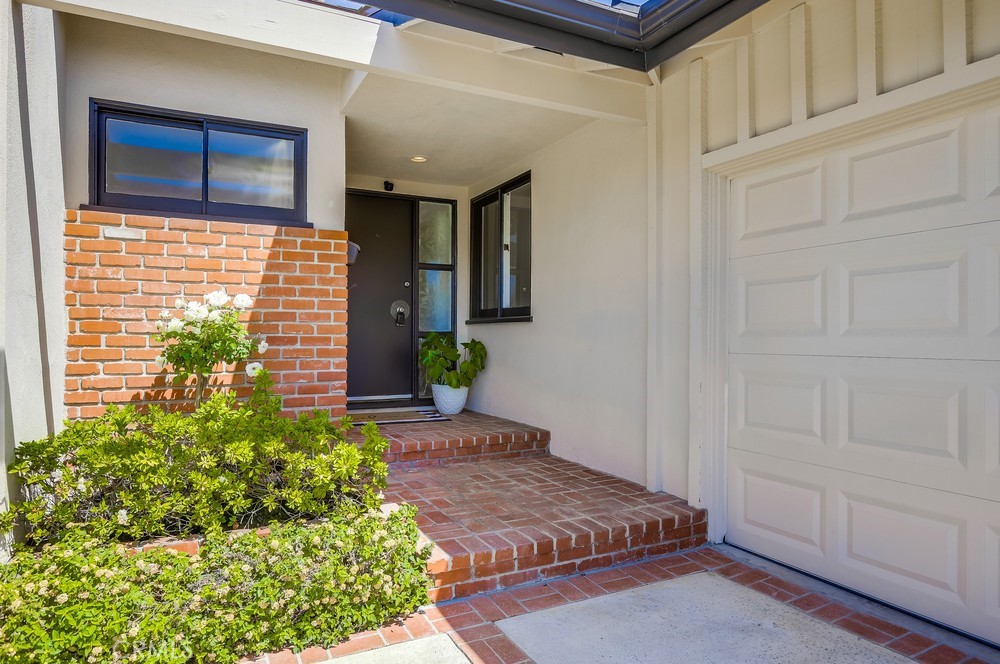 6317 E. Mariquita St