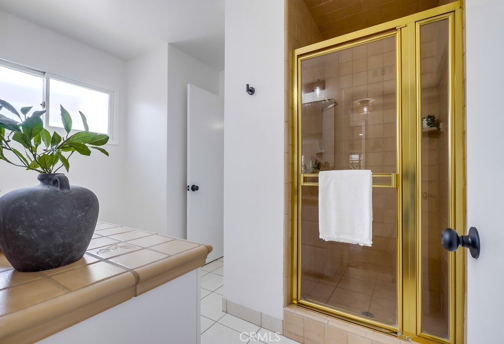 6317 E. Mariquita St