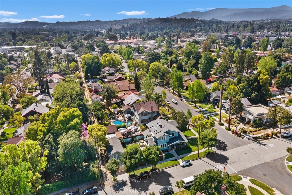 286 E Jefferson Avenue