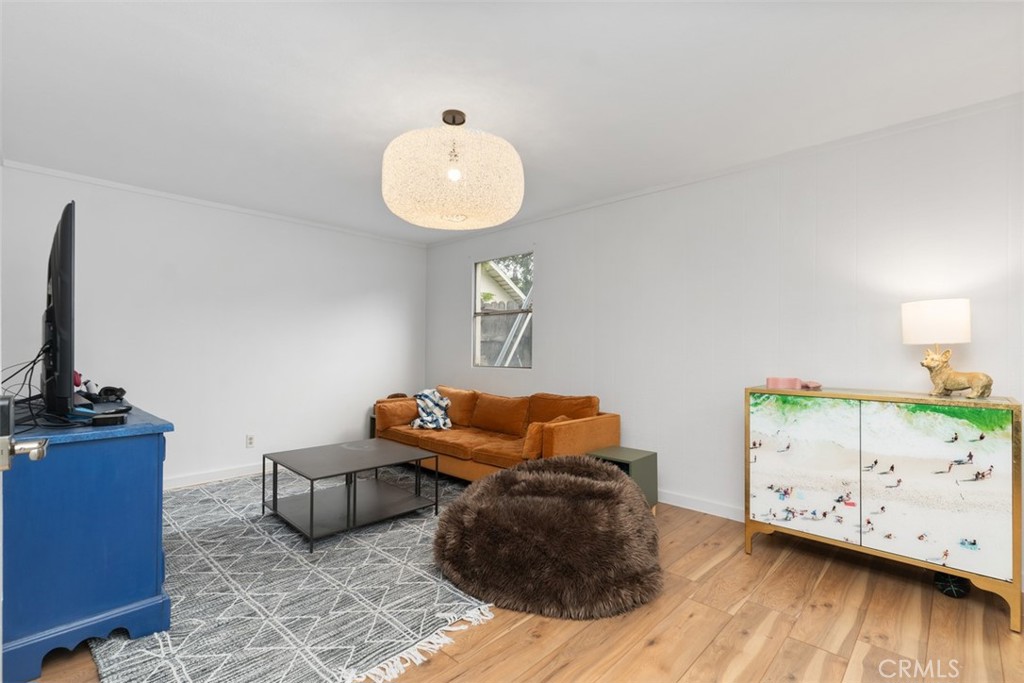 286 E Jefferson Avenue