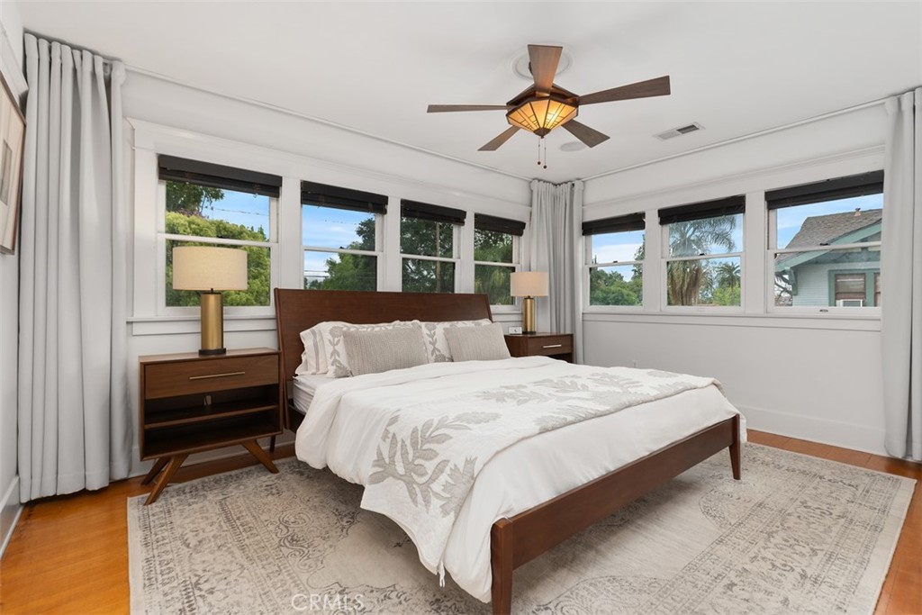 286 E Jefferson Avenue