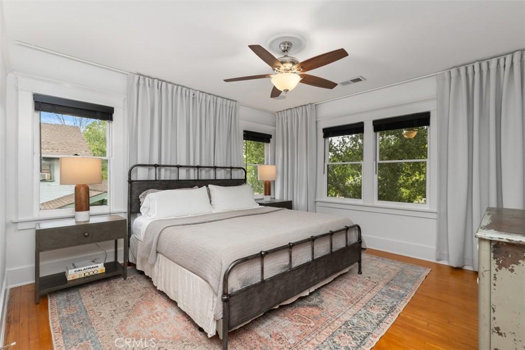 286 E Jefferson Avenue