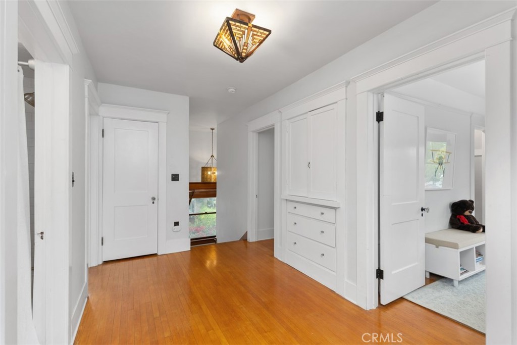 286 E Jefferson Avenue