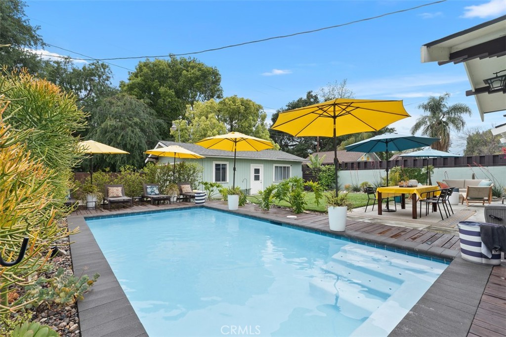 286 E Jefferson Avenue