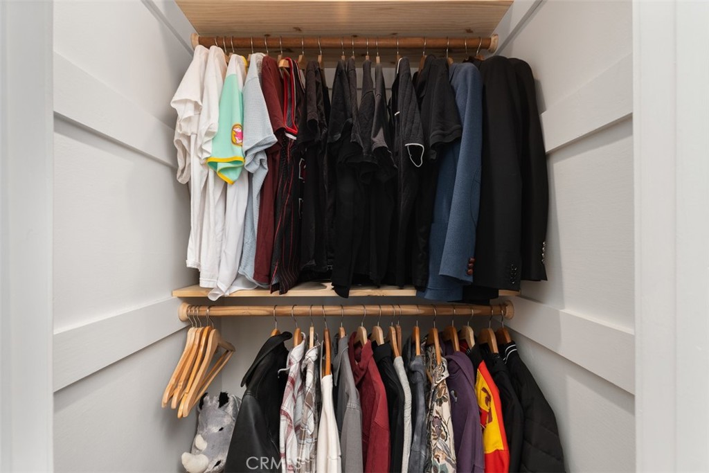 286 E Jefferson Avenue