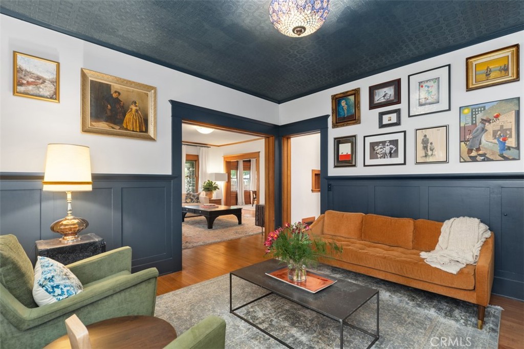 286 E Jefferson Avenue