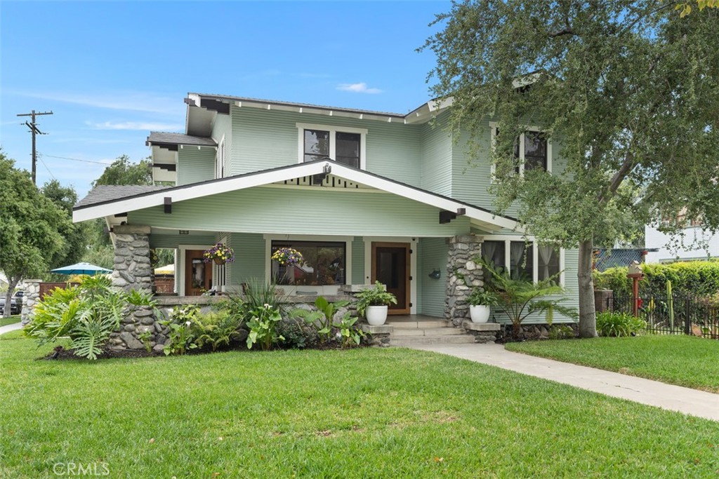 286 E Jefferson Avenue