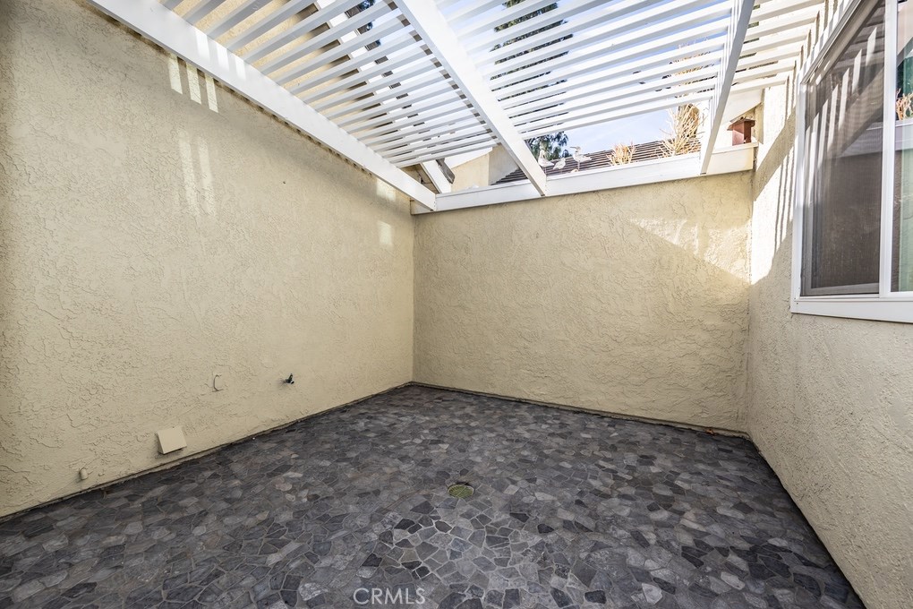 4711 E Fairfield Street