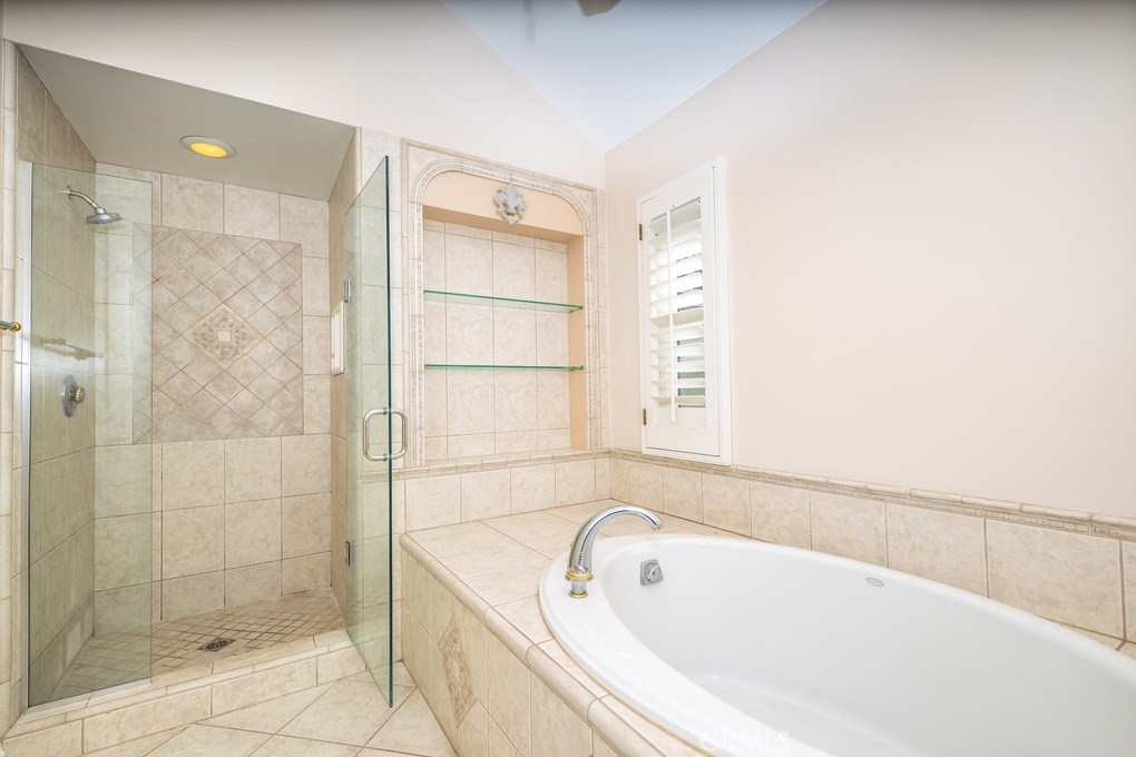 4711 E Fairfield Street