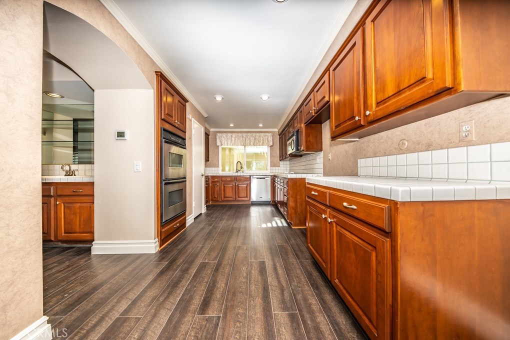 4711 E Fairfield Street