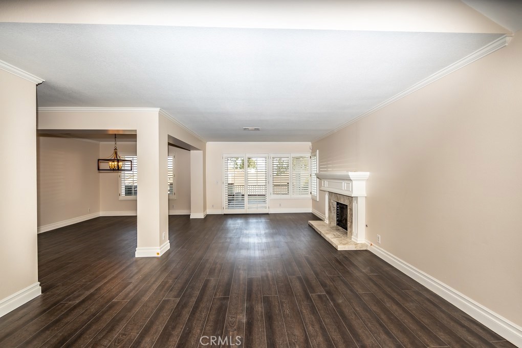 4711 E Fairfield Street