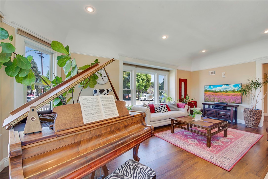 601 S Claudina Street