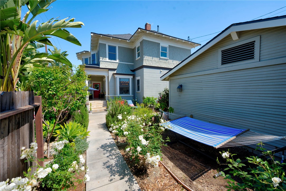 601 S Claudina Street